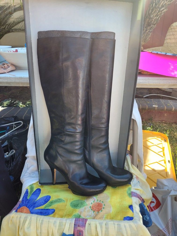 Ladies Boots