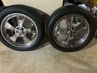 Chrome Split-Spoke Wheels with Tires – Set of 4