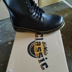 Black Air wair Combat Bootssize 9 Woman