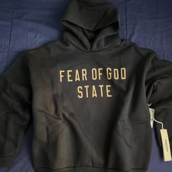 Essential Hoodie