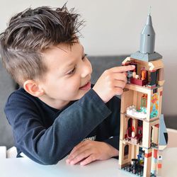 Harry Castle Potter Toys Building Sets, Clock Tower Playset for Boys & Girls  Toys Age 8-10, Best Collectible Birthday Gift Idea for Kids Aged 8 and up  for Sale in Upland, CA - OfferUp