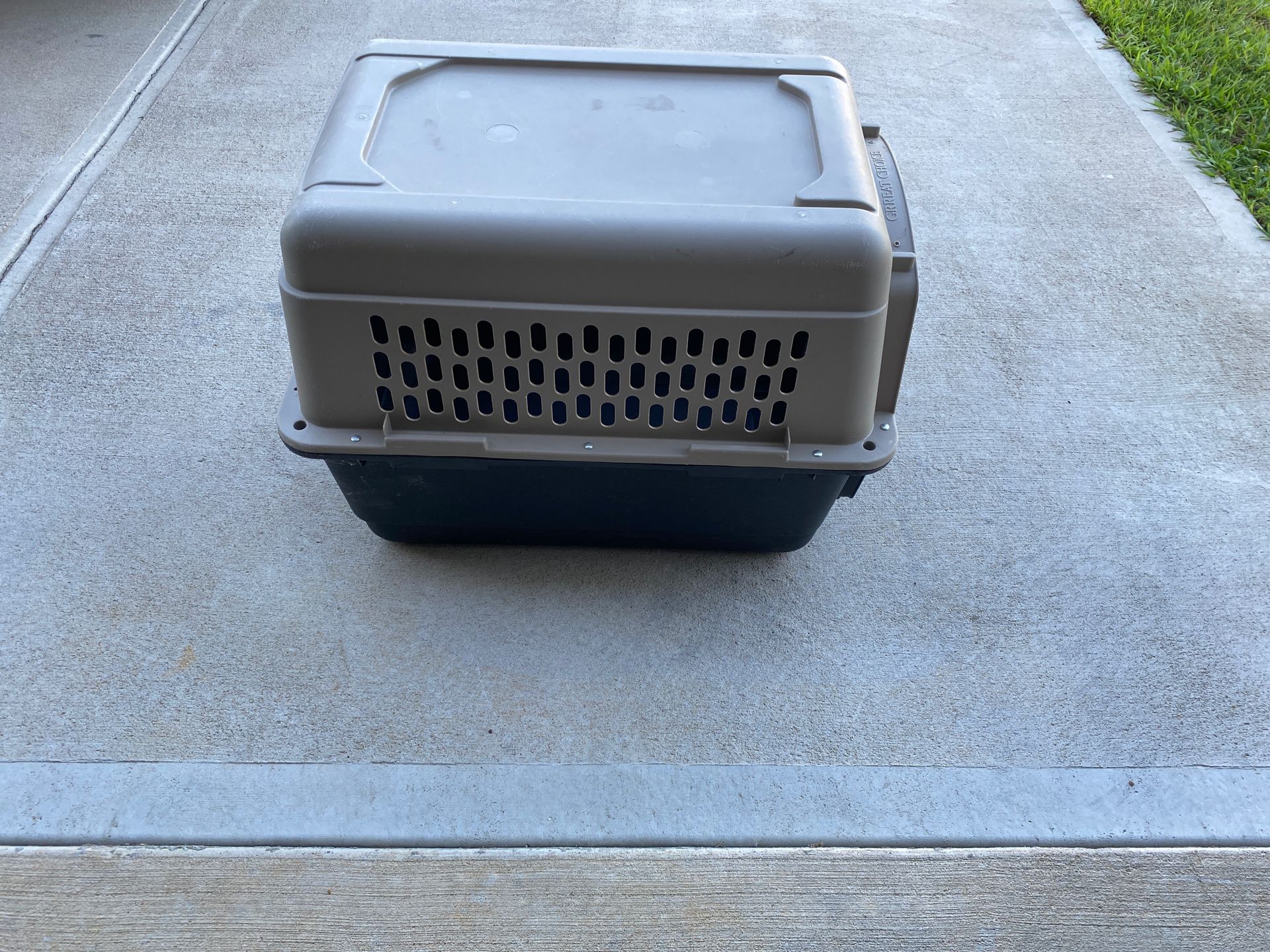 Dog kennel large 30 x 20