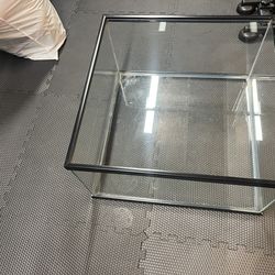 24”x24”x13” Visio Terrarium