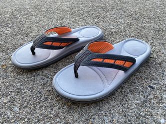 Size 4/5Y - Children’s Flip-Flop Sandals 