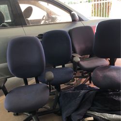 Office Chairs 25 Each 