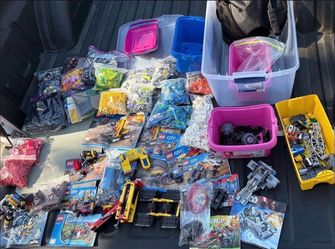 Legos Sets and Bulk No Minifigs