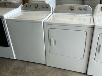 Whirlpool washer and electric dryer with removable agitator