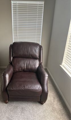 Leather recliner chair