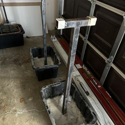 Surfboard Glassing Stands