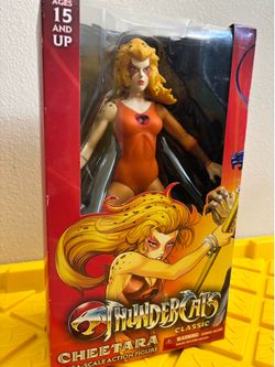 Thundercats Classic Mega Scale Action Figure Cheetara