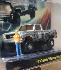 M2 Machines 1973 Chevrolet Cheyenne Super 20 4X4 Diecast Truck