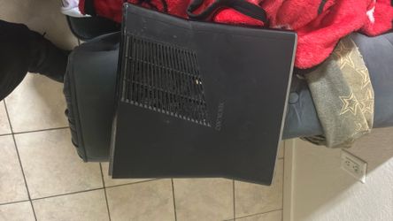 Xbox 360 slim console only(best offer wins)