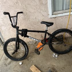 FitCo BMX bike 