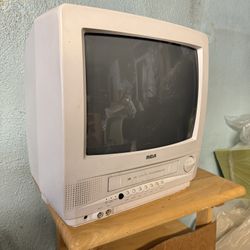 VINTAGE RCA TV 