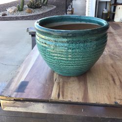 7” Glazed Ceramic Planter With Ribbed Exterior And Turquoise In Color 