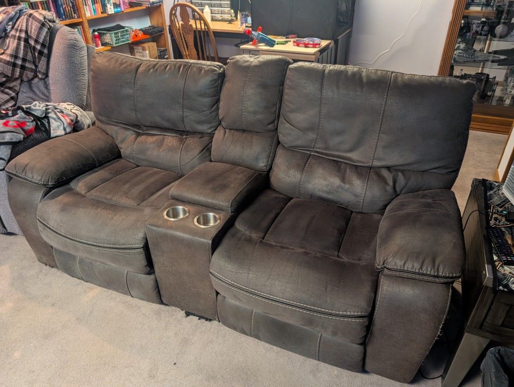 Power Reclining Loveseat with Antique End Table