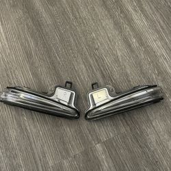 Toyota Tacoma turn signal Mirror Light