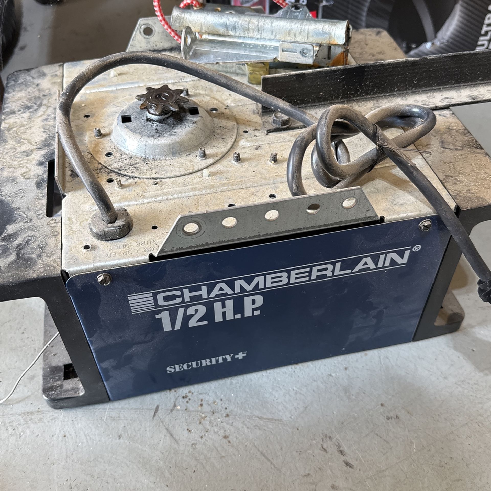 Chamberlain 1/2 HP Garage Door Opener