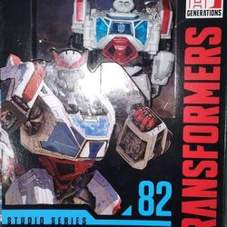 Transformers Studio Series Bumblebee Movie Ratchet