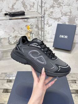Christian Dior B30