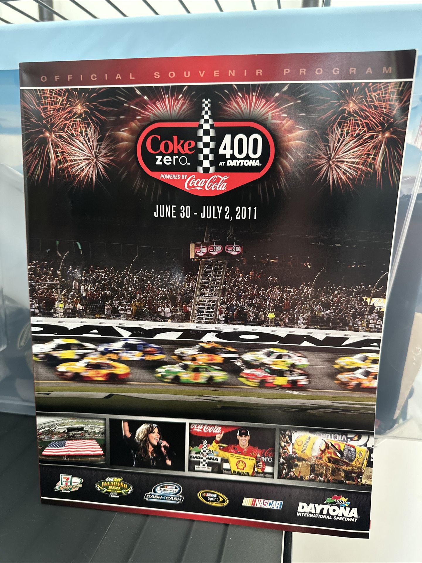 Daytona Coke Zero 400 NASCAR Race Program 7/2011-original slipcase-VF/NM