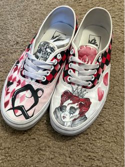 Vans size 9 women queen of hearts