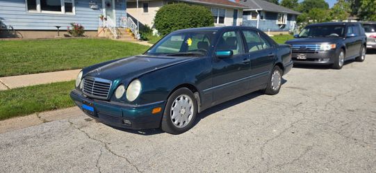 1997 Mercedes Bemz  E320