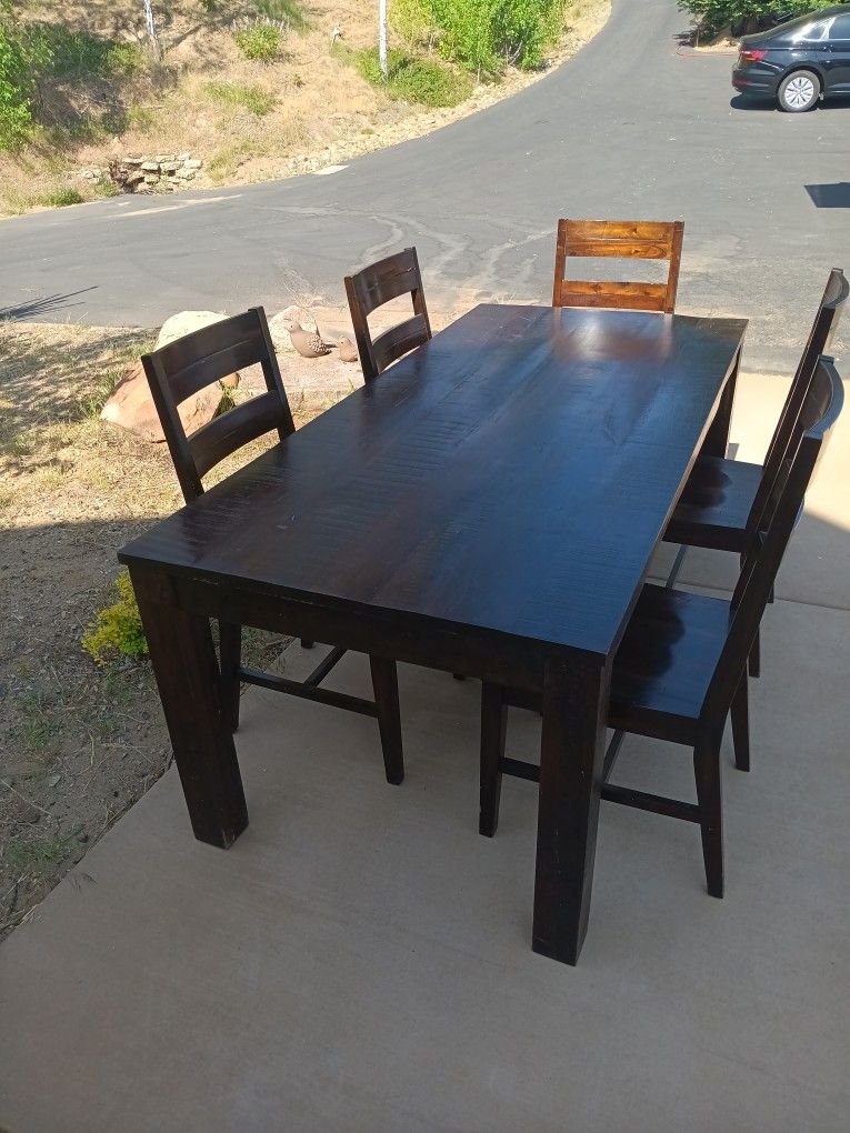 Dining Room Table Set