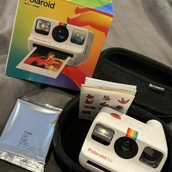 Polaroid Go Instant Film Camera  
