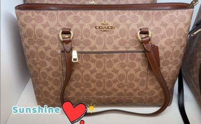 New & Authentic 100% COACH