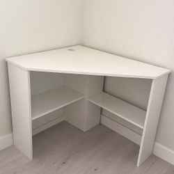 White Corner Desk – Compact & Practical Design