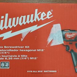 Milwaukee M12 Hex Screwdriver Kit