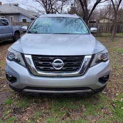 2018 Nissan Pathfinder
