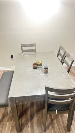 Dining table & chair