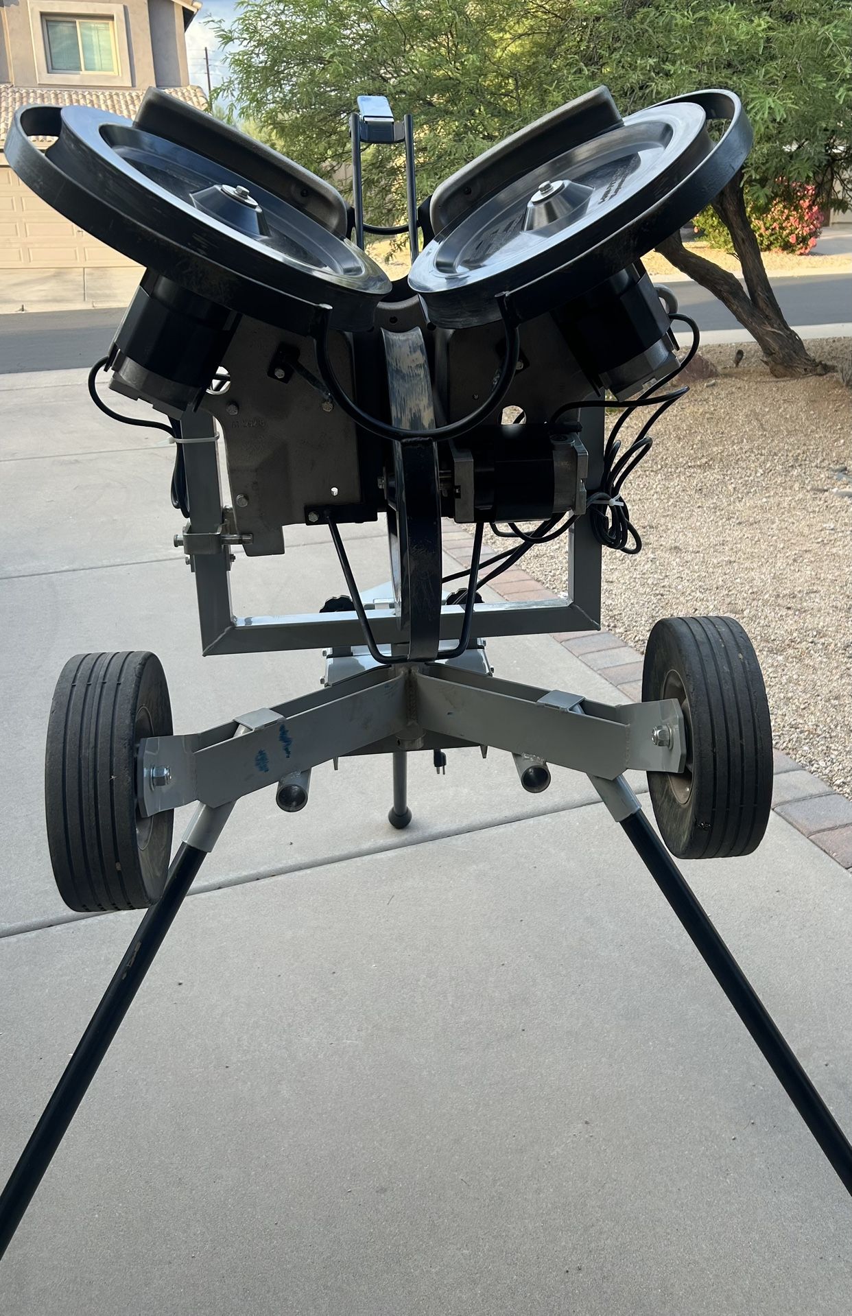 Baseball Pitching Machine