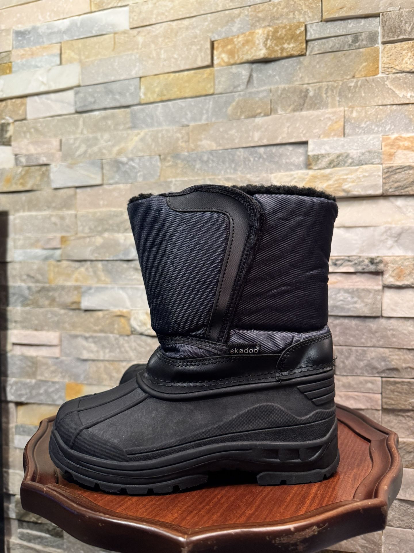 Kids Sz 13 black Skadoo Insulated Snow Shell Cozy Lining Rubber Boots EUC