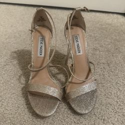 Gold Sparkle Heels 
