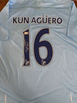 Sergio Agüero signed Manchester United jersey W/COA
