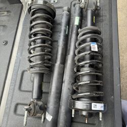21-23 Ford F150 Strut And Shocks 