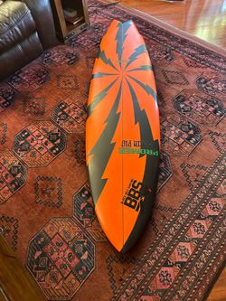 Surfboard Rockin Fig TwinFin EPOXY6’9x21 1/2x3 1/4 XTRA THCK.51.94 Vol. AS NEW! Paid over$900 SELL FIRST $500 !