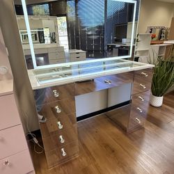 New Mirrored Make Up Vanity