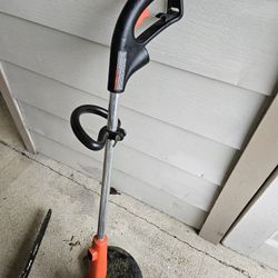Black And Decker String Trimmer 