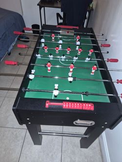 Mesa de futbolin ( football table )