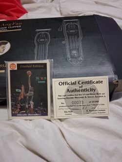 Front Row Dikembe Mutombo Limited Edition Card Set with COA