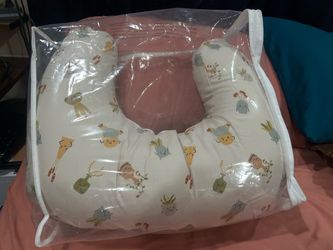 Feeding Pillow, infant support.