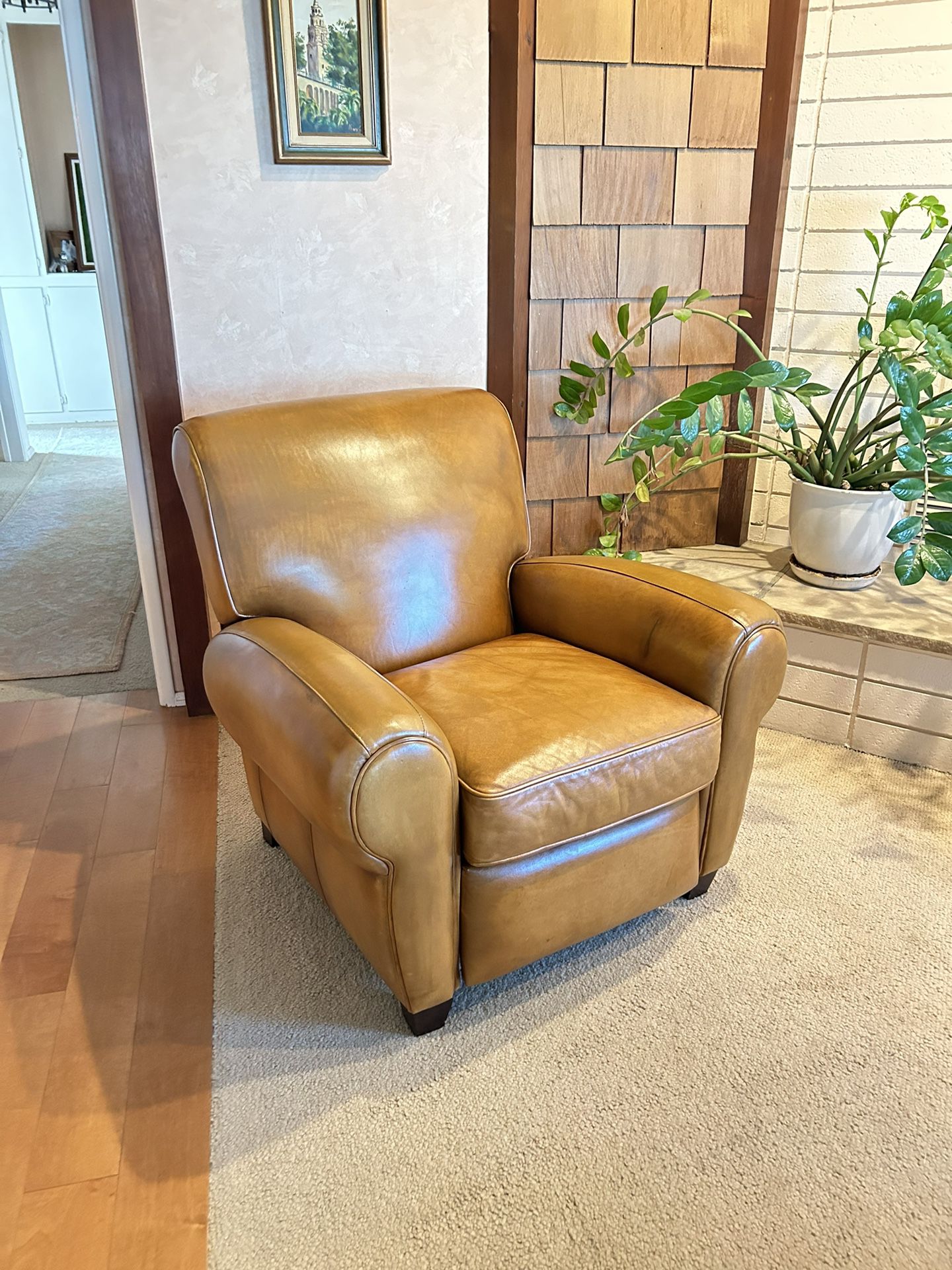 Leather Reclining Parisian Style Club Chair
