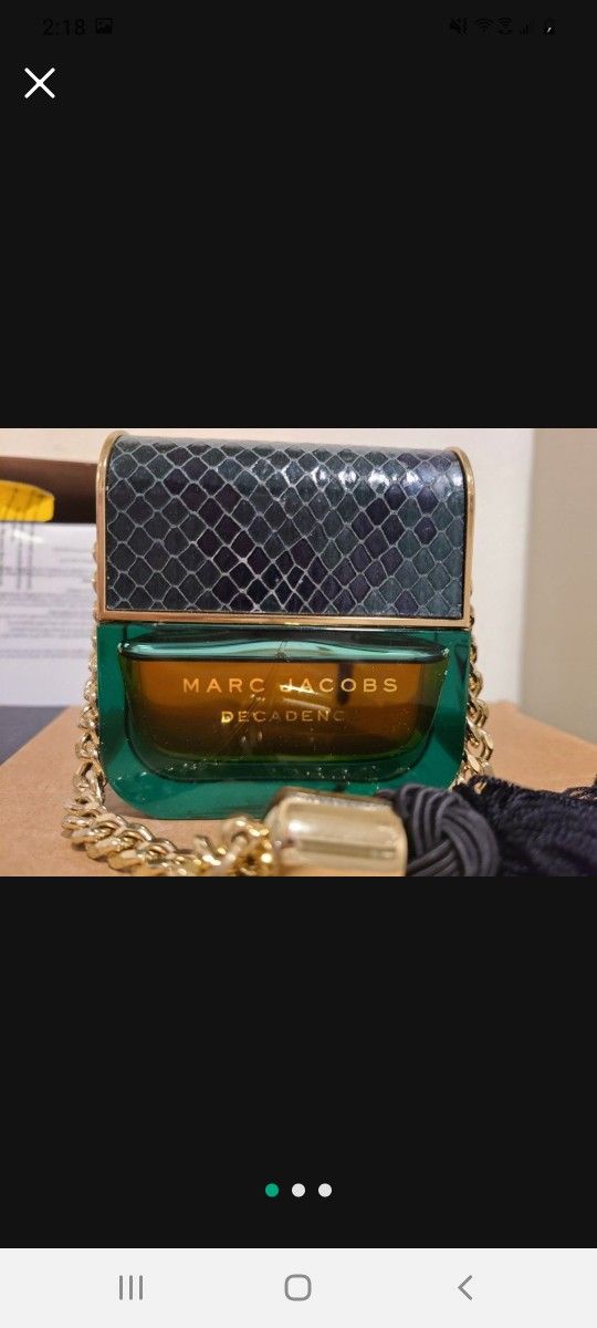 Marc JACOBS perfume