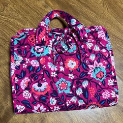 Vera Bradley Pink Multicolor Floral Bloom Berry Quilted Travel Hanging Organizer
