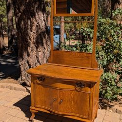 Antique Wash Stand (80 inches tall x 35-1/2 inches wide) Mirror is detachable