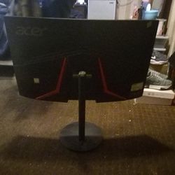 Acer GeForce 5000 7 Series Gaming Computer With Curved 31.5" Led Glass Monitor 